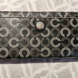 Vintage Coach Round Wallet
